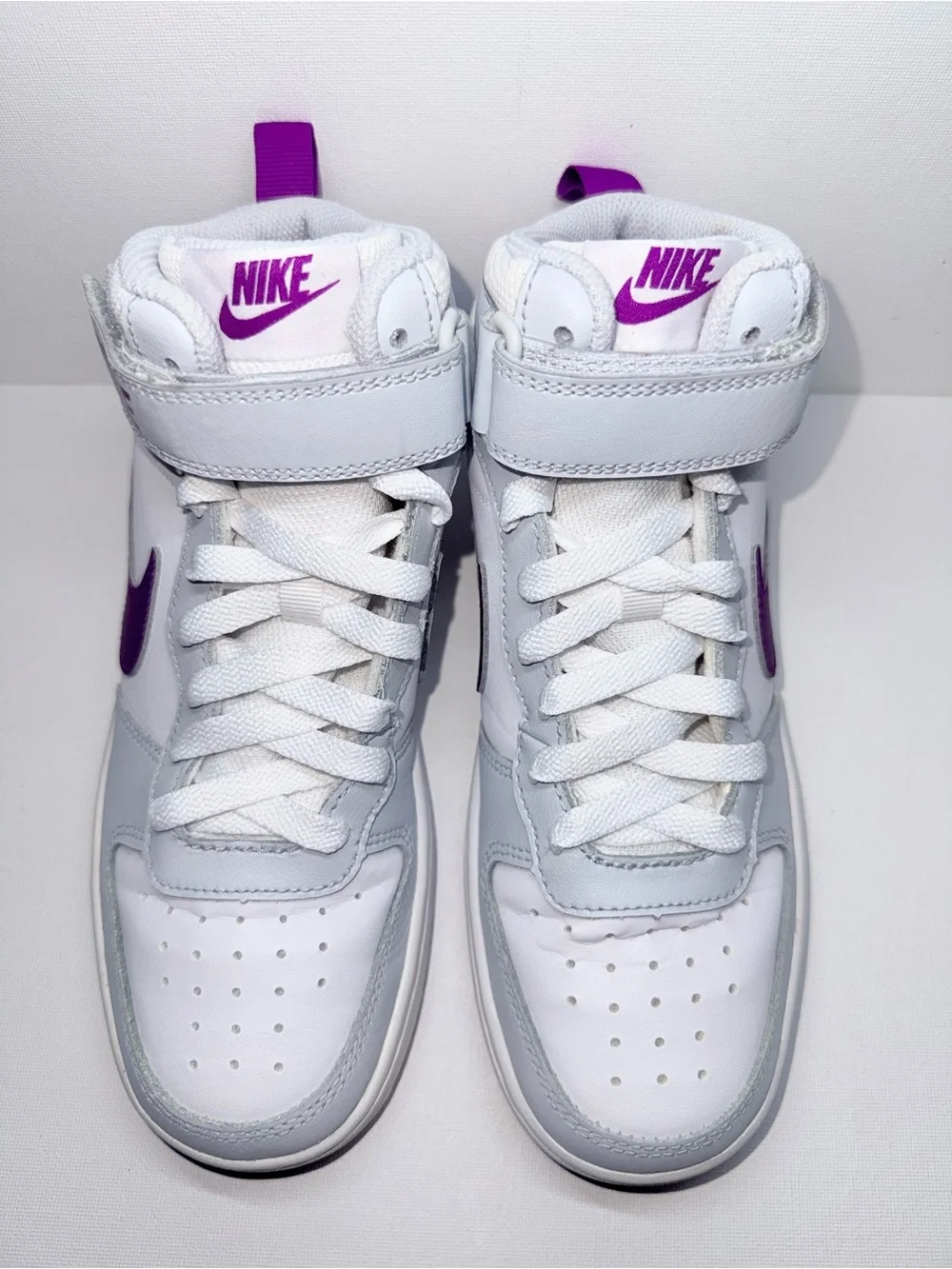 Nike youth mid